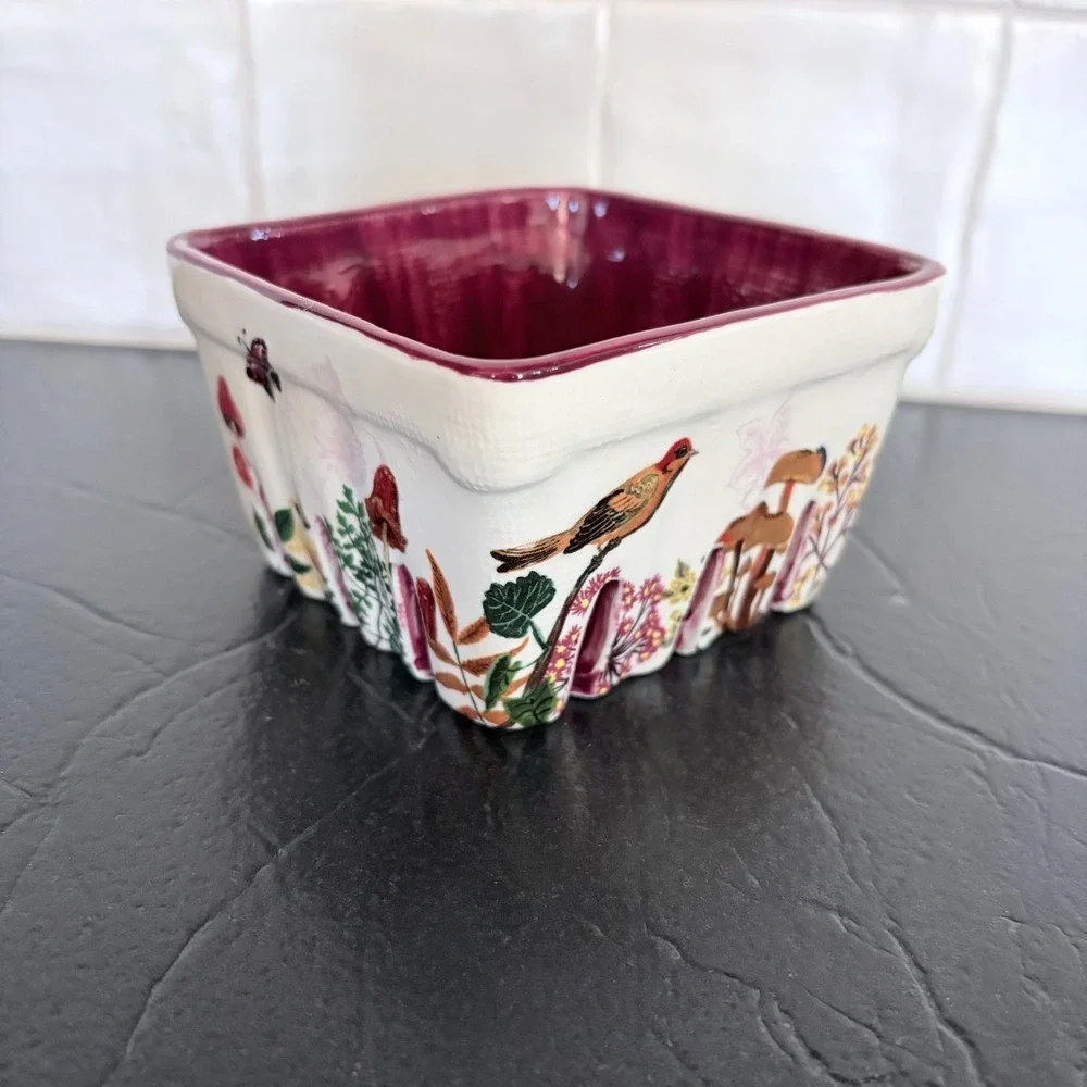 Anthropologie Nathalie Lete Berry Bowl Rare Cute Whimsical Bird Cottage Fairy